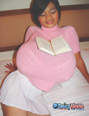 http://s1.static.gotsmile.net/images/2010/10/07/boobs_books.jpg ...