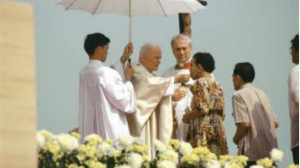 SENDS YOU.' Pope John Paul II emphasizes mission in World Youth Day ...