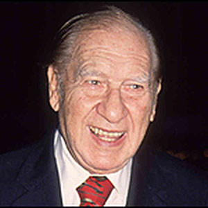 Photograph of Henny Youngman.