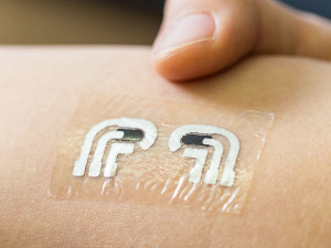 Temporary tattoo measures blood glucose levels