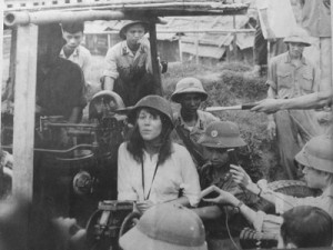 Jane_Fonda_Vietnam.jpg