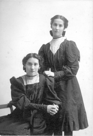 Agnes & Gertha McPhail
