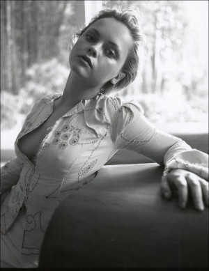 christina ricci - she has a big forehead like me! Learning to love my ...