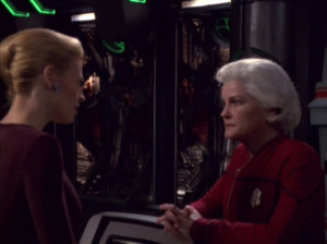 ... 18) Gallery Images For Star Trek Voyager Seven Of Nine And Janeway