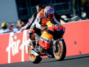 Casey Stoner, celebrating victory at his last home race at the ...