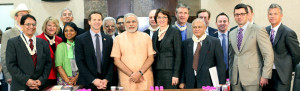 Shri Modi meets high powered American delegation in Gandhinagar