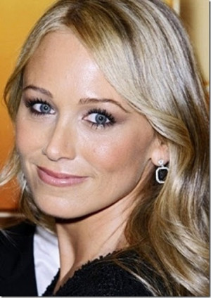 CHRISTINE TAYLOR AS MARCIA BRADY