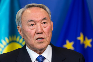 Nursultan Nazarbayev presidente de Kazajist n AP Photo Geert Vanden