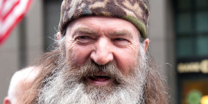 PHIL-ROBERTSON-facebook.jpg