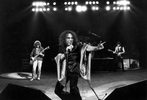 Hace 2 Años Ronnie James DIO se Hizo Inmortal