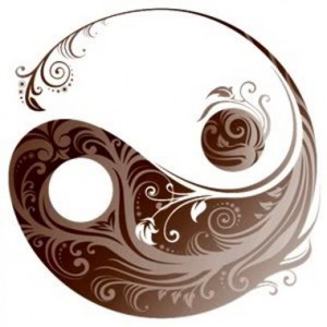 Tatouage yin yang décoré