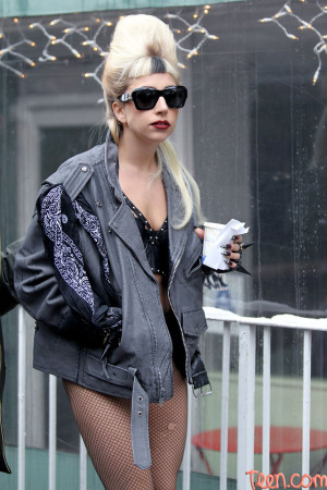 lady-gaga-born-this-way3.jpg