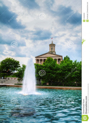 tennessee-state-capitol-building-nashville-tn-evening-34556323.jpg