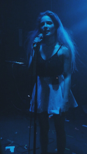 halsey on stage