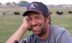 Man Asks Mike Rowe for “Life Advice” – His Response is the Best ...