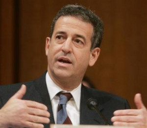 People Who Studied Abroad #92:Russ Feingold, politicianFrom:United ...