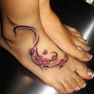 cute foot tattoo flowers cool foot tattoos for girls cute tattoo
