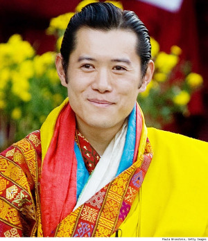 Jigme Khesar Namgyel Wangchuck 28 Jungeselle und neuer K nig von