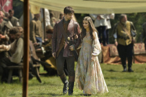 Bash and Kenna in Love - Reign Season 2 Episode 3 - Reign Photos from ...