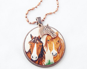 Beautiful Vintage Horses Large Fabr ic Covered Button Necklace with ...