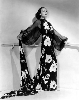 Dresses I Would Wear to Prom If I Could Go Back in Time