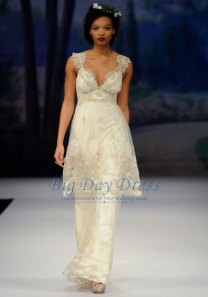 Style CP Lyon Inspired by Claire Pettibone 2012 Wedding Dress Lyon