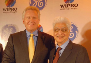 Azim Premji (right) with GE Chairman and CEO Jeffrey R. Immelt ...