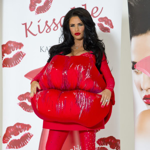 Kisses From Katie Quotes Katie price on...kissing