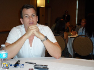 person of interest 39 interview executive producers jonathan nolan and