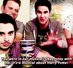 ... step up your livestream game telling zac efron about avmp i can't see