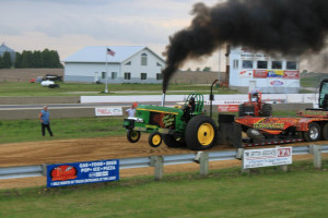 tractor pull 300x200 Midwest Pride In Your Ride Truck & Tractor Show ...