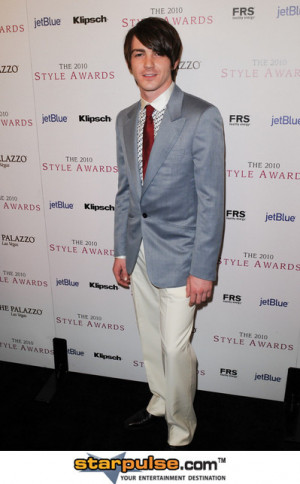 Drake Bell Pictures And Photos