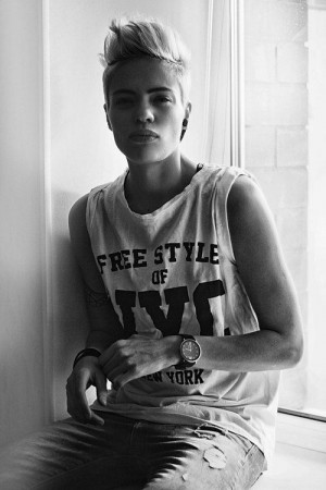 Androgyny, Androgynous Style, Girls, Butch Hairstyles, Wood, Fashion ...