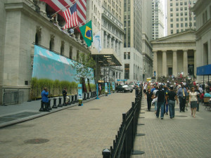 Showing picture: New York Stock Exchange Quotes