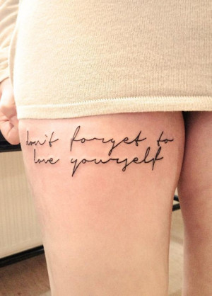 quotes-tattoo-on-girls-thigh-decorate-your-beautiful-body-region