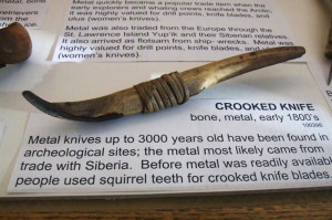 ... Guide: 6 Tips to Handle Someone Who “Stabs” You in the Back