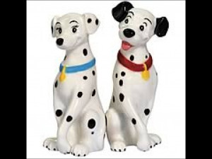 101 Dalmatians Dalmatians in Love Salt and Pepper Shakers