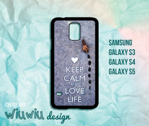 Color and Material Select an option Black plastic Black silicone White ...