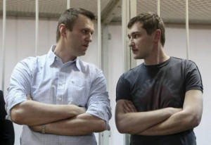 Russian opposition leader and anti-corruption blogger Alexei Navalny ...
