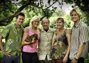 2008 - Hamilton Family - Noah, Bethany + Hanalei, Tom, Cheri, & Timmy ...