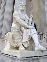 Modern statue representing Tacitus