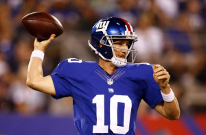 Aug 28, 2014; East Rutherford, NJ, USA; New York Giants quarterback ...