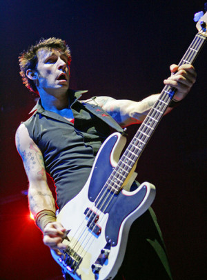 Mike dirnt