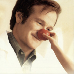 Robin Williams fez papel cômicos e dramáticos. Aqui em ‘Patch ...