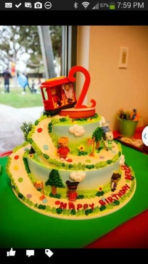 Daniel Tiger birthday cake