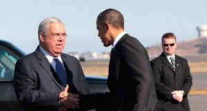 mayor thomas menino welcomes president obama to boston boston mayor