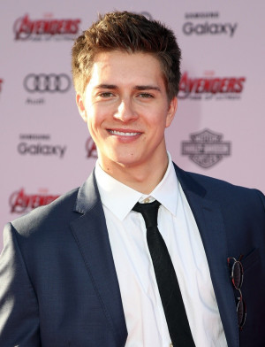 Billy Unger Picture 12