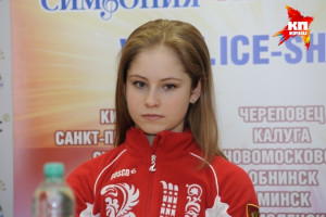 Julia Lipnitskaya emerges as new ice darling