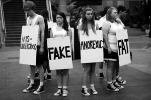 Reblog if you’re tired of judgemental people.