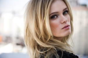 Brief about Sara Paxton: By info that we know Sara Paxton was born at ...